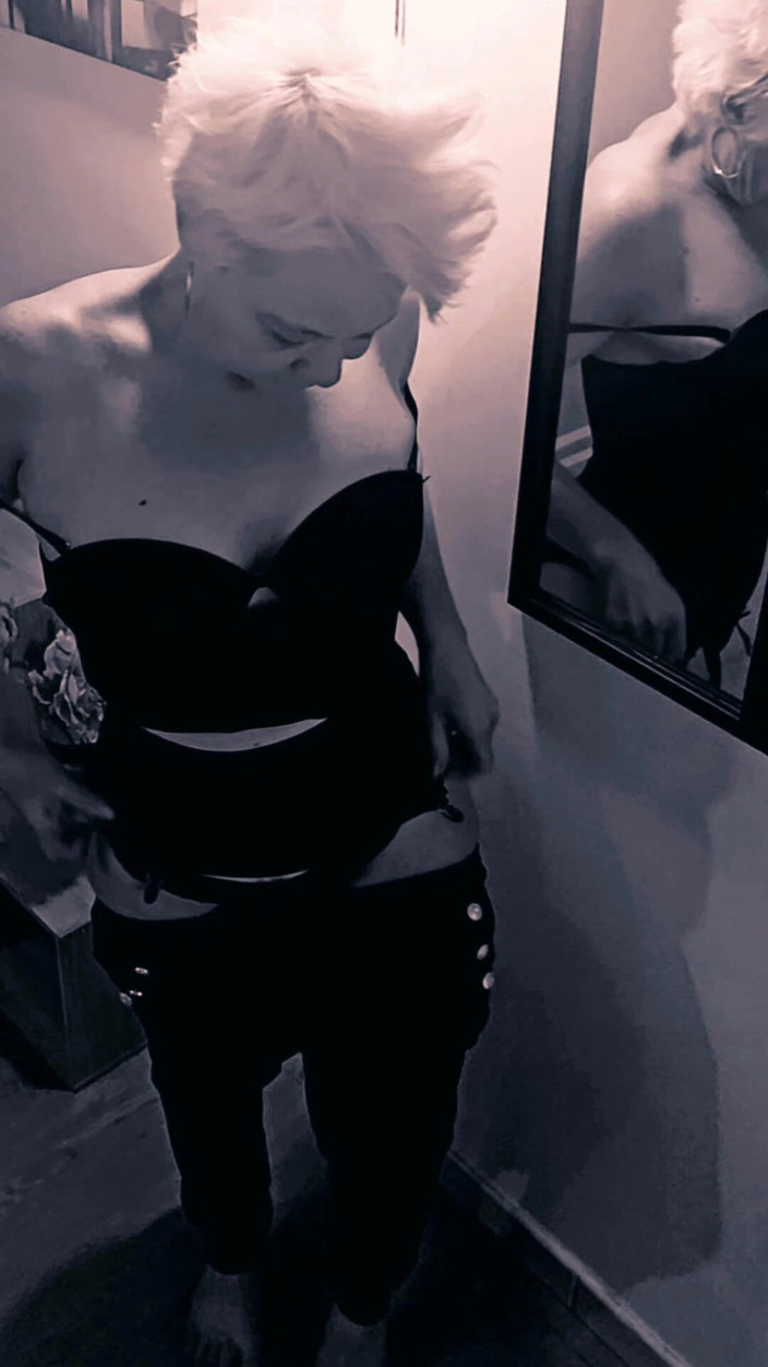 Sofy13: Ti Auguro Un Anno Sexy Pieno Di Sesso