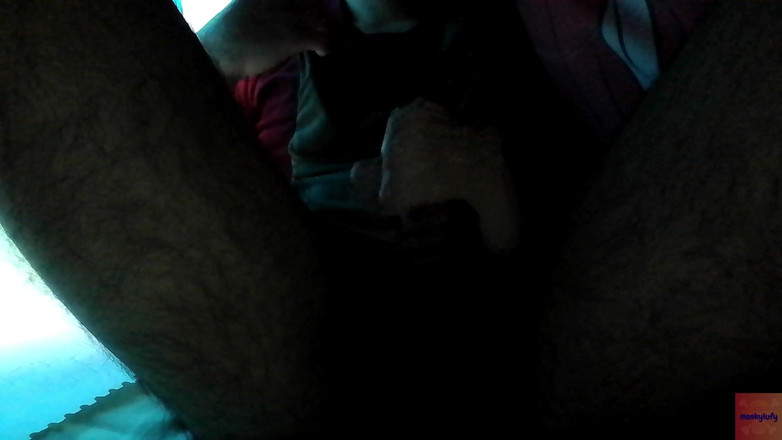 monkylufy: Masturbieren zu einem hentai-video