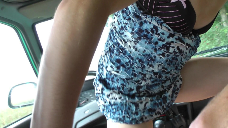 Cum Outdoor: Picnic rapidito con hijastra
