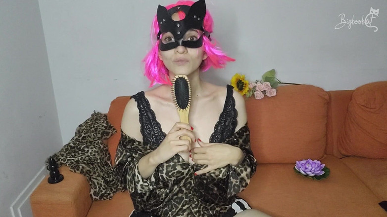 BigBoobCat: Solo seansım sırasında büyük doğal göğüslerimin ve şehvetli amcık maskemin tadını çıkarın