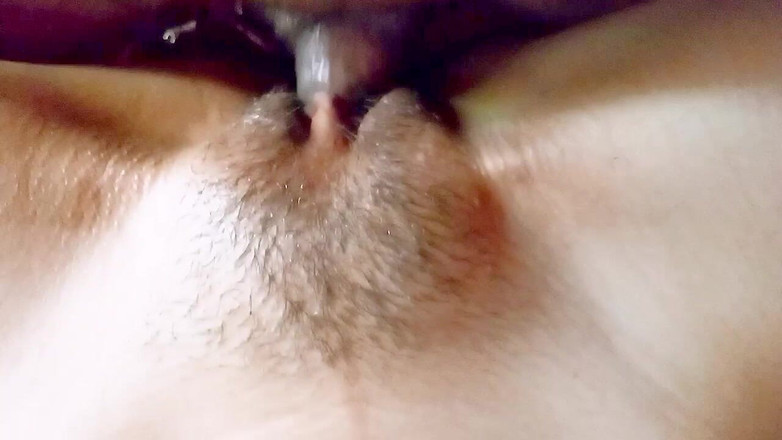 Booth jetmal: Ošukal 18letou sousedku doma