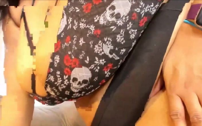 Josie4yourpleasure: Багато лупцювання, дуже червона дупа, хітачі, смоктання ділдо, масло та багато іншого...