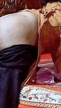 Anální sex s mladou dívkou poprvé