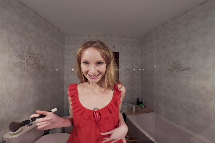 VR Bananas: Getting Ready for a Tinder Date