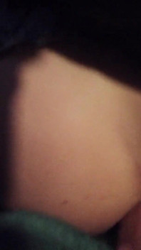 Sexo anal, chupando gran polla y hablando sucio con una puta infiel