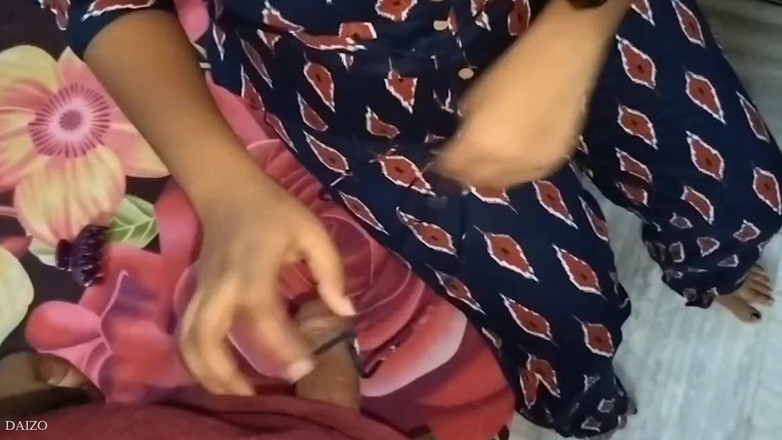 Daizo Premium: 大屁股 bhabi 在德西风格的吞精中性交