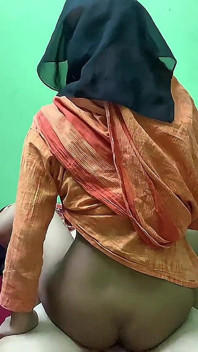 Bhabhi seksi menelefon saya untuk dikongkek keras