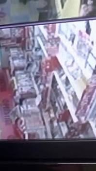Встреча в взрослом проходе - закрываю глаза с беспокойной замужней женщиной - часть 1