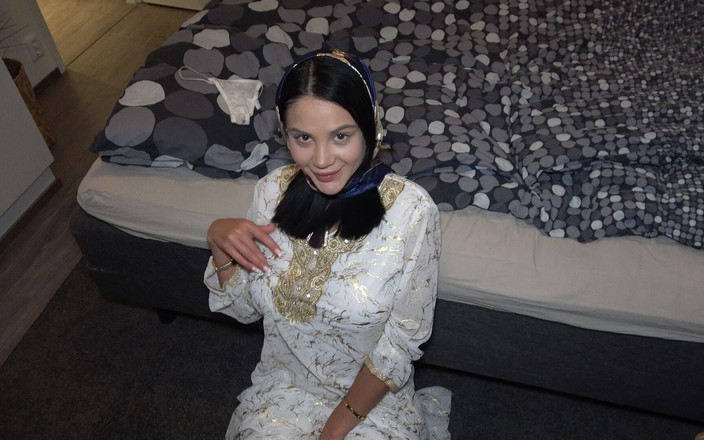 Amateur Homemade Porn: POV - Romantická Hidžábská Nevlastní Sestra
