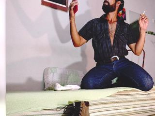 Stink HairyMale: Redneck vào ban đêm