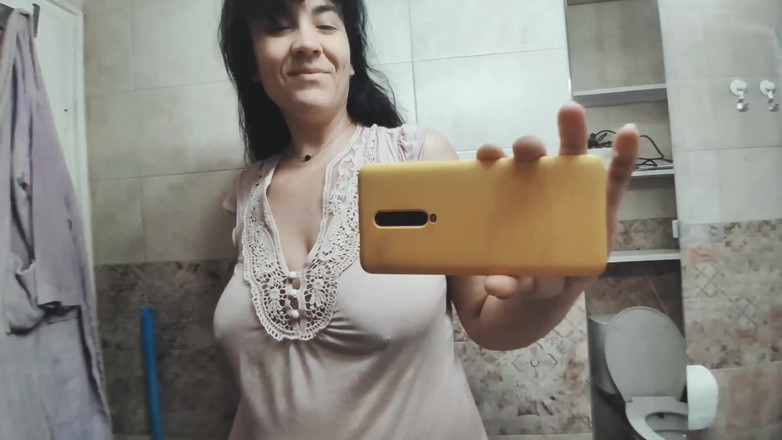 Hairy Homemade Amateur Orgasms: पति के मुंह में मूतना - अपमान किस्म