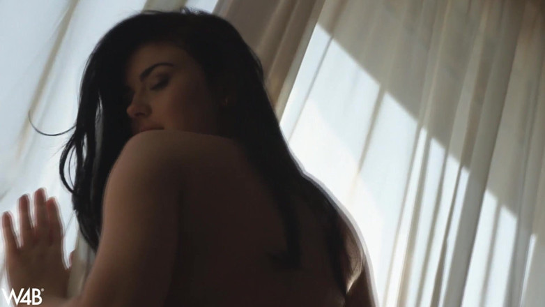 Watch4beauty: Milk and Roses