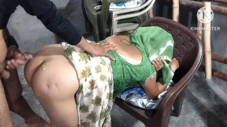 Saxesageth: Hot Indian Desi Lugai Big Brother and Chudai