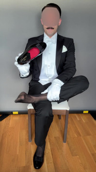 Gentleman in Tails Jerks off Into His Patent Leather Shoes