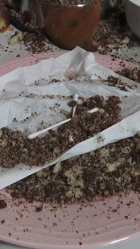 Extrema humilhação- refeição em primeiro plano! Apenas para o Real Gourmets!