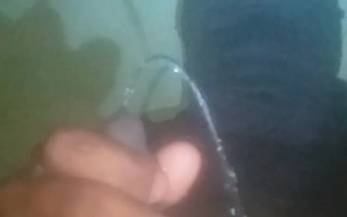 Badman4606: 在法普豪斯观看我的完整视频。