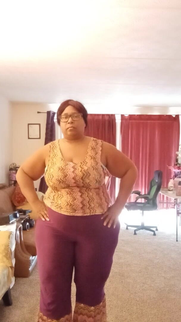 Cosmicrose 678: Bellydancing - gordinha madura