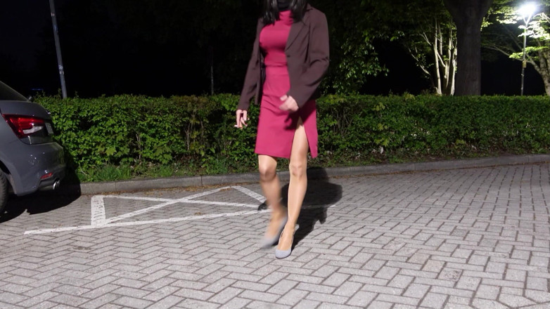 Loreleyadd: Mi Vestido Rojo Y Mis Medias Brillantes Se Me Mean...