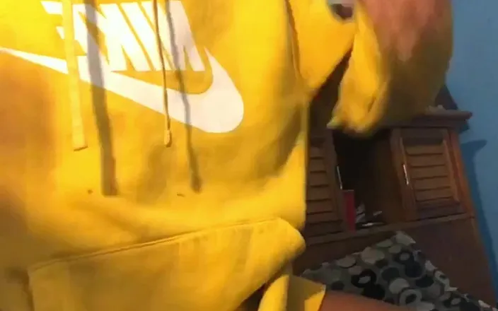 Trans DSy: Trans Guy Jerking Off