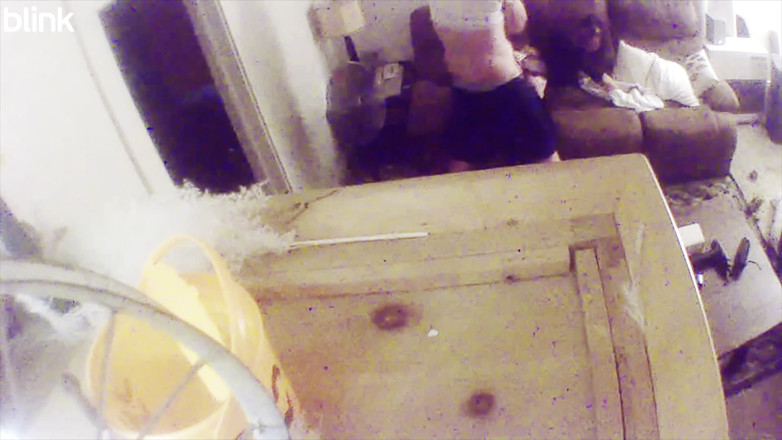 Reno Hot Wife: Vrouw krijgt creampie van buurman