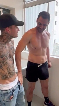 Having Hot Sex with an Old Friend Parte 1