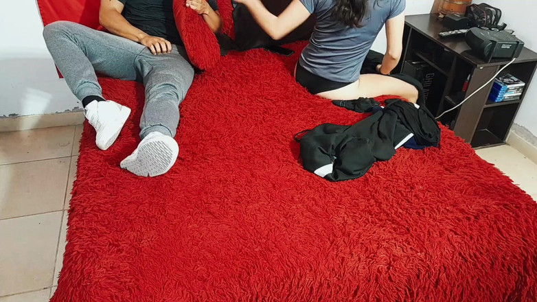 AnabEsteb: 我的小嫂子：忘了我是你女朋友的妹妹，像婊子一样操我。禁忌