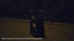 Toilet Mommy: Eheschlampe auf dildo trainiert