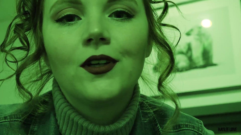 Haylee Love: Poison Ivy fait de Robin son esclave, partie 4