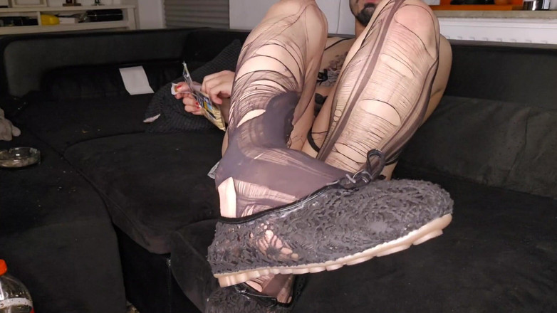 Daddy Femboy: Сексуальный пердяк в влоге - иранская женушка -