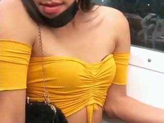 NATALIASTAR: Tranny Natalia opgenomen in de metro amateurporno