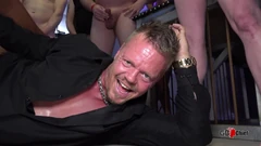 4 ragazze sessione estrema di gangbang creampie