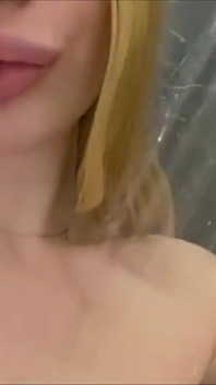 섹시한 후장과 젖탱이 Elza Kom