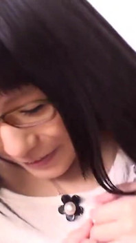 エレガントな黒髪美女たちが親密な恋愛体験で驚くべき情熱を明かす Vol2 - パート1