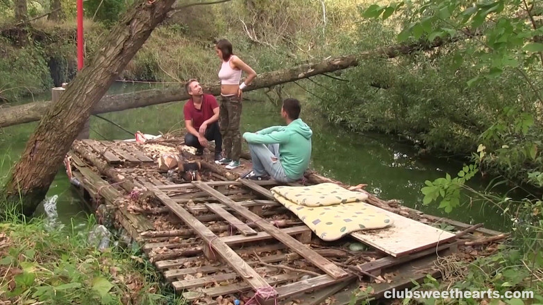 GroupSexSweetHearts: Busty Teen Gets Spit Roasted Outdoors