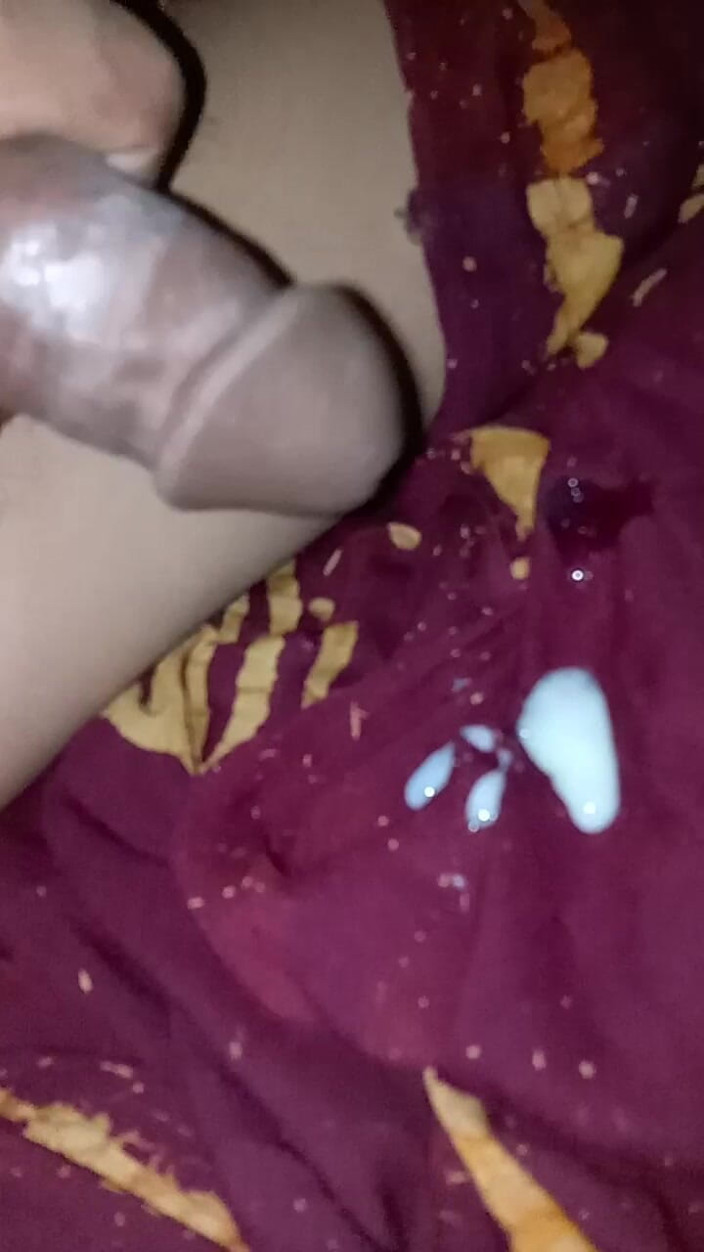 meetmesn: Desi Guy Big Cock