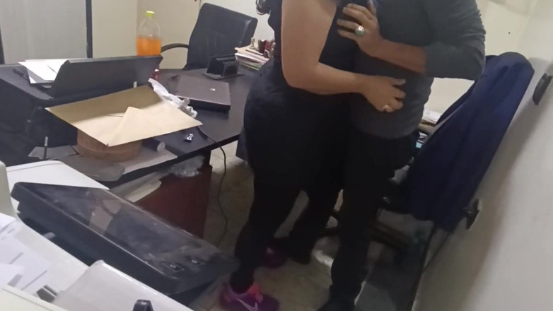 BBW LATINA: Hardcore kantoorseks met een geile baas deel 2