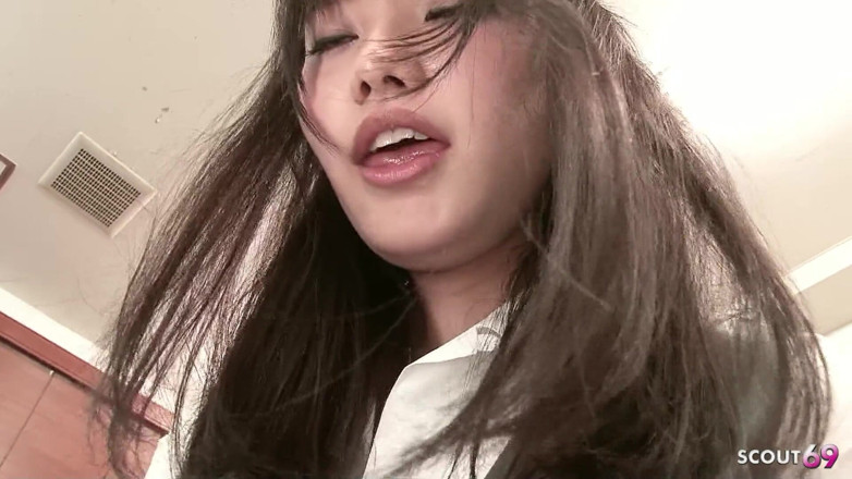 Asian porn collection: สาวออฟฟิศญี่ปุ่นสามคนล่อเด็กผู้ชายคนเดียว เย็ดหมู่ CFNM เฟมดอมแบบไม่เซ็นเซอร์แตกคาหี