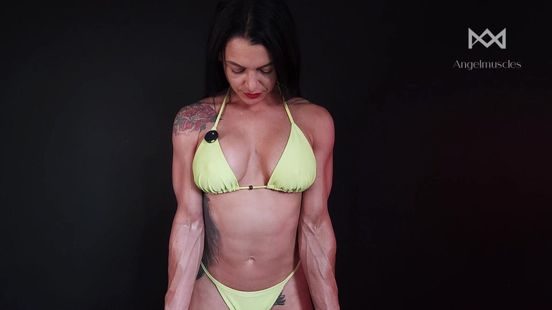 Angelmuscles: パーソナルトレーナーロボットの視点 - 上腕二頭筋プロトコル起動