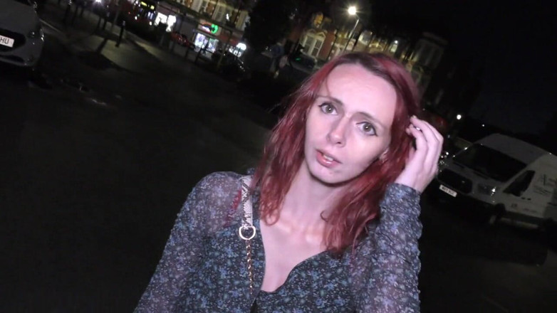 Digi Creationsxxx: British Housewife Looking for Her Husband in a Mall Stumbled...