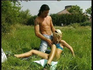 Lucky Cooch: Tento pár piknik jde příliš dobře