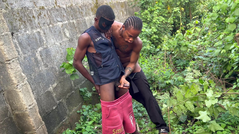 Baddestboyxxx: Diese szene ging komplett aus den rails