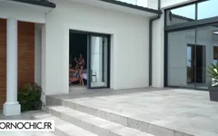 İç çamaşırlı Clea Gaultier ve Angelika Grays ile üçlü