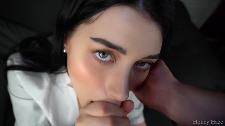 Honey Haze: Doctor Visit Turns Into a Blowjob.honey Haze
