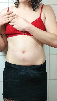 Provocando e mostrando o corpo