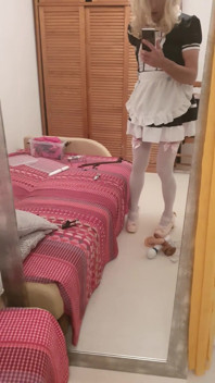 Look My Maid's Ass in Front of the Mirror.