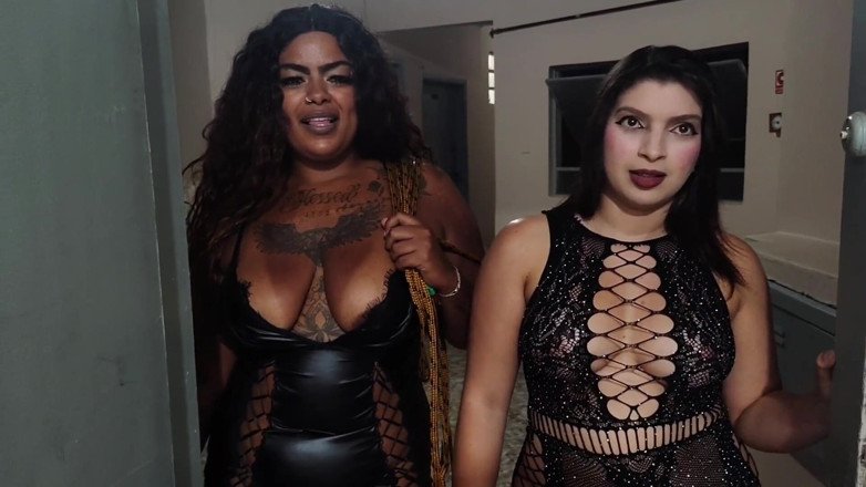 Tiffany Montavani: Dominatrix thống trị khuôn mặt ngồi thống trị