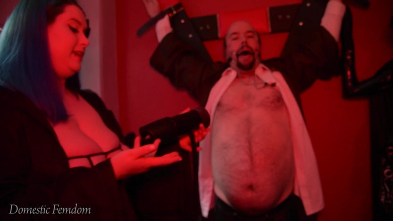Domestic femdom: Cum to the Darkside