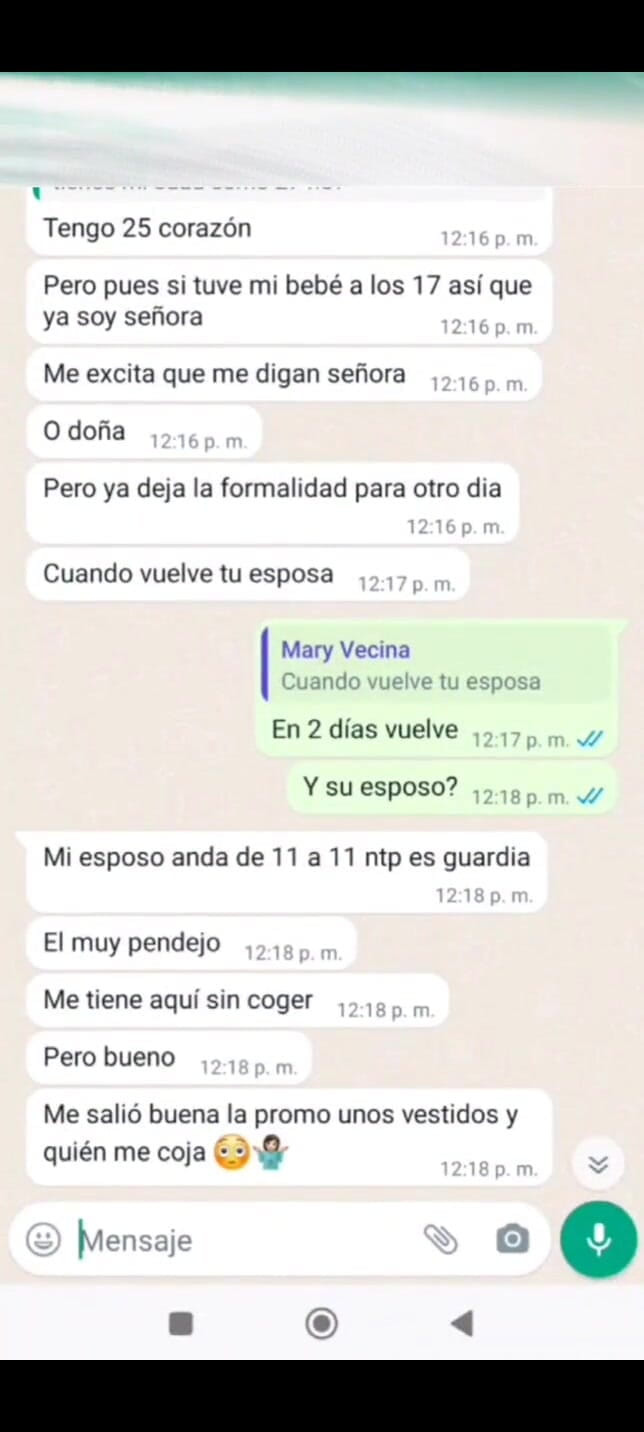 Mexicasero: Bayan Mary bana tekrar bir mesaj gönderiyor ve elbisenin altına...