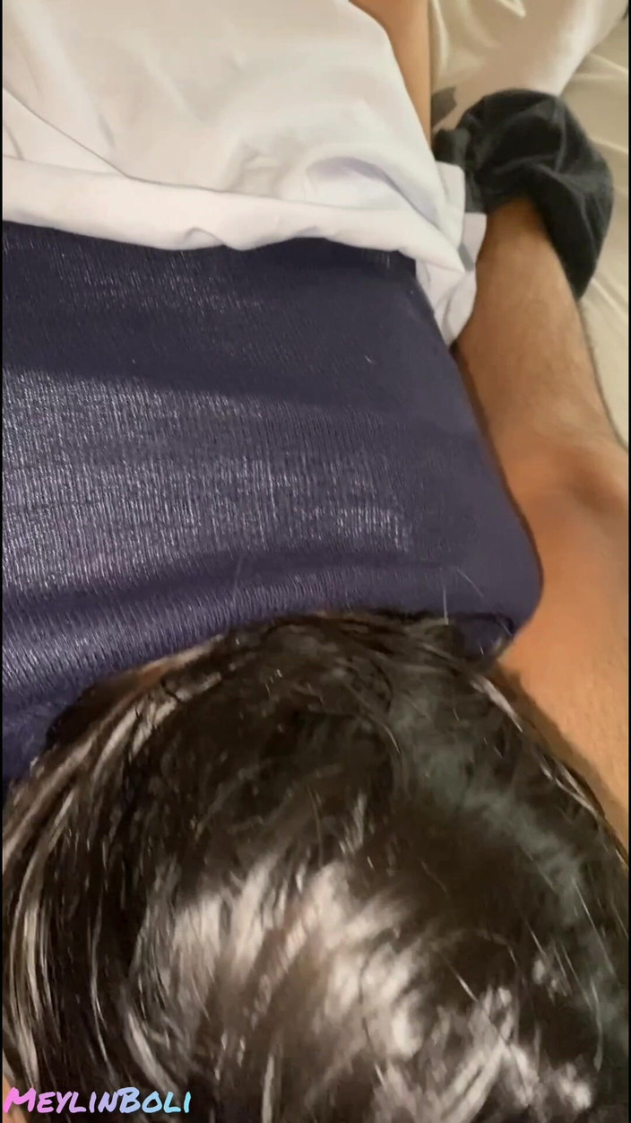 MeylinBoli: Domácí video, které šukám školačku před školou, docela velký zadek Morrita 18 let