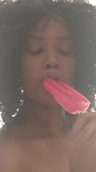 Melting Lips...